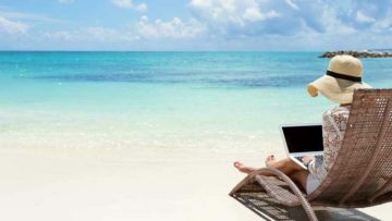 ergasia-gynaika-paralia1