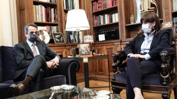 mitsotakis- sakellaropoulou.