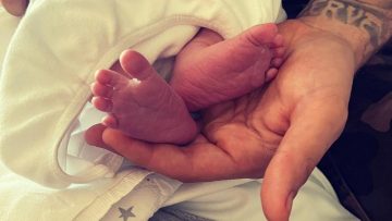 akis_petretzikis_mpampas