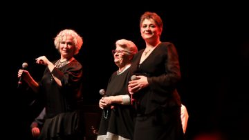 11-04-2022 ti se mellei esenane apo pou eimai ego_3