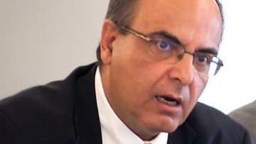 Ζ.Ζ-ΠΑΡΟΥΣΙΑΣΗ