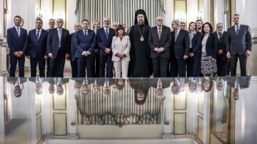 κυβερνηση υπηρεσιακη