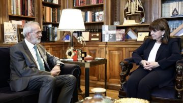 σαρμας σακελ