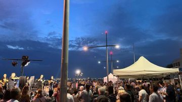 ΦΩΤΟ ΜΟΥΣΙΚΗ ΠΑΡΑΣΤΑΣΗ