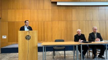 πεγκας, κουρακης, κρητικος