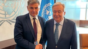 φαραντουρης