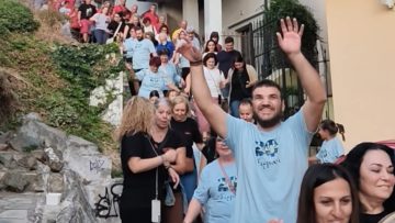 1ae778c0-68ff-45fe-a8db-8c9f2bb285b1